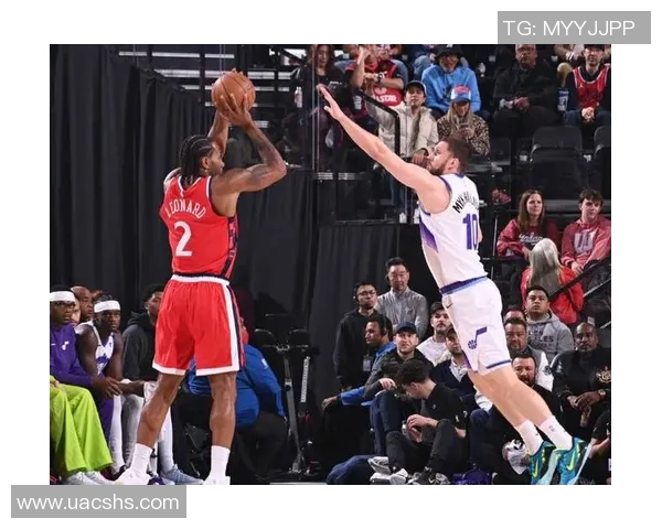 爵士队再次大胜勇士，浓眉复出亮相