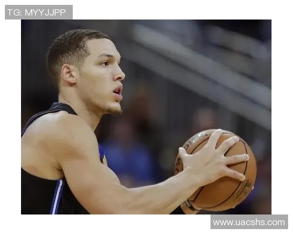 魔术队延续不败战绩，戈登砍下高效20+15，续写胜利篇章